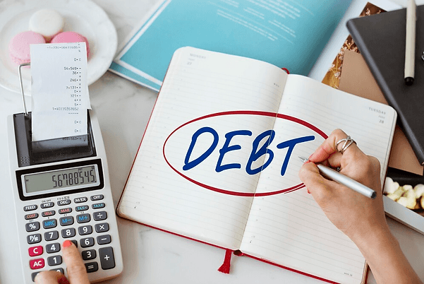 Understanding Consumer Debt: Navigating Its Advantages and Risks